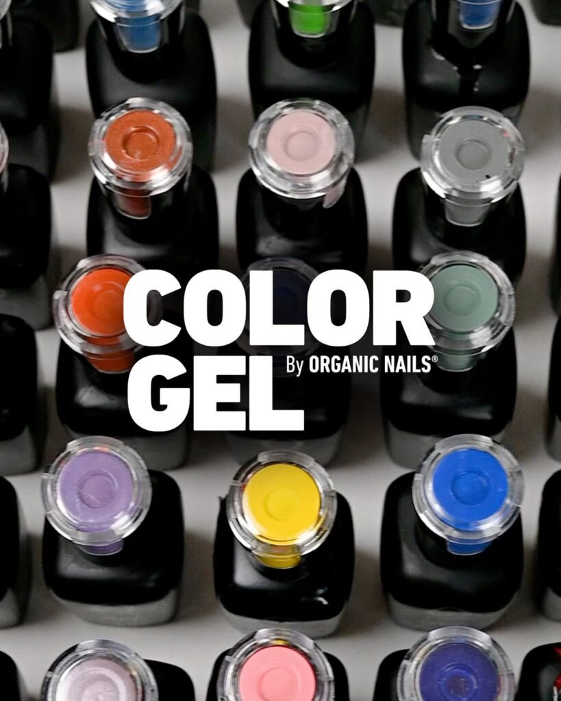 ¡Descubre Color Gel! Semipermanente con pigmentación extrema y cobertura total en una sola capa. Estabilidad y color que perdura. 💅✨ ¡Pruébalo hoy! 👀